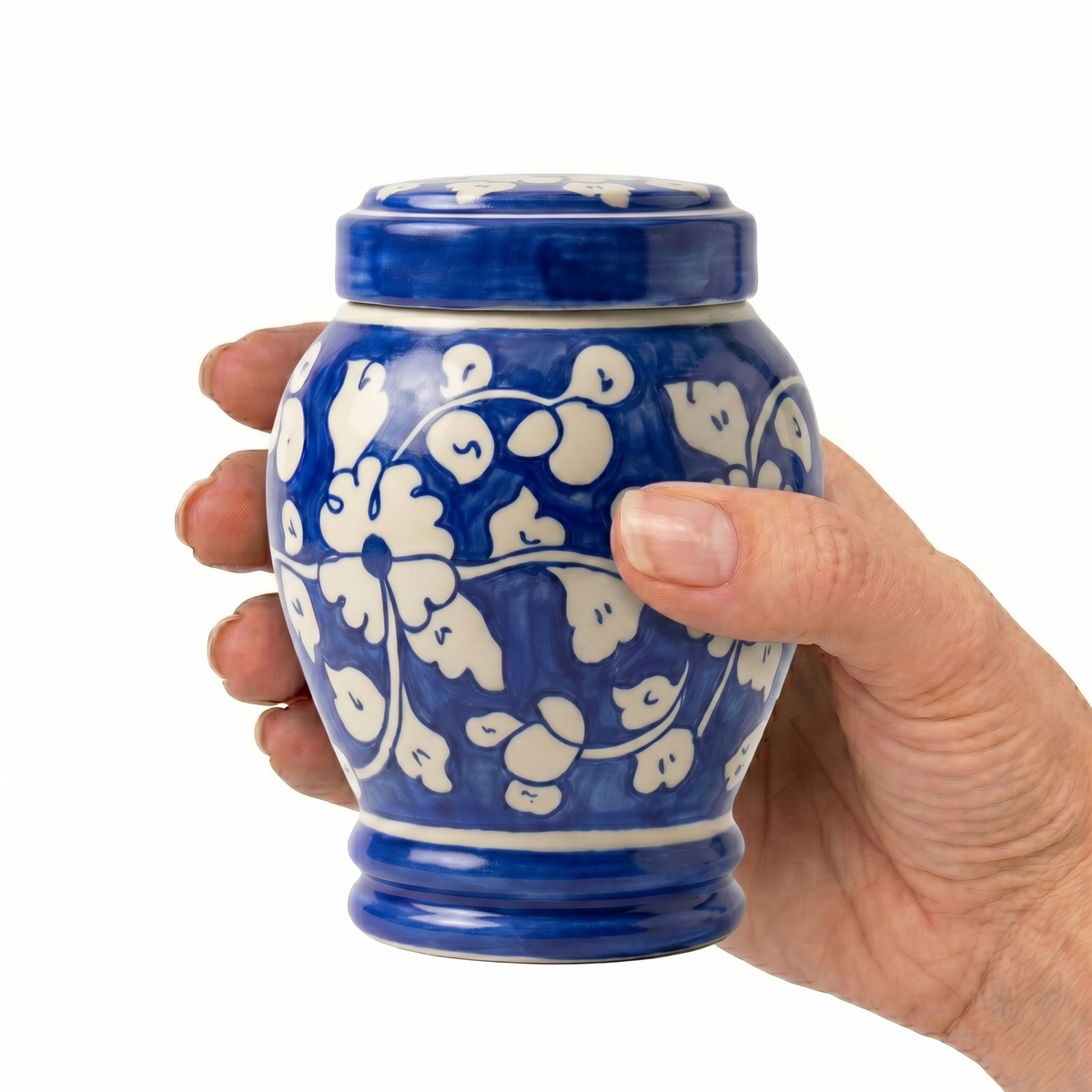 Mina cremation urn, MINI+ size scale view