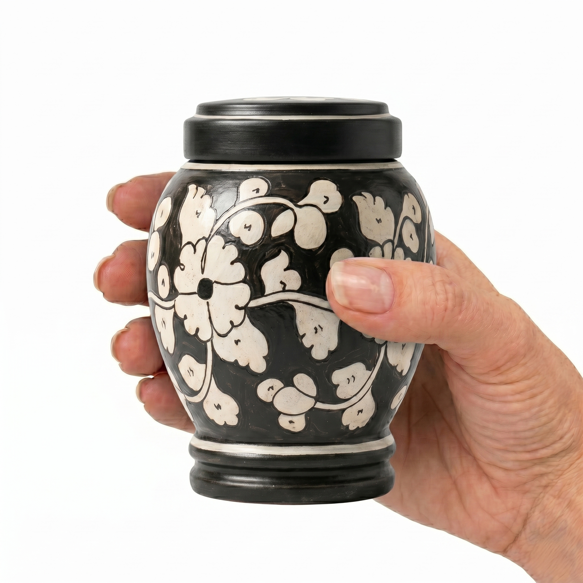 Raven cremation urn, MINI+ size scale view