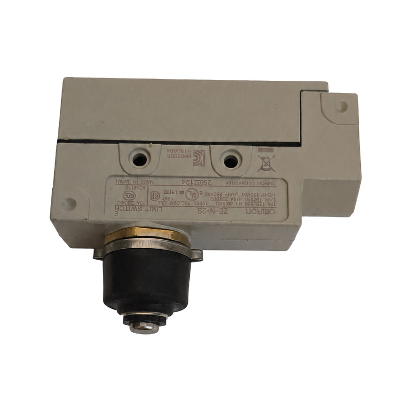 Limit Switch — Omron ZE-N-2S, Plunger, Enclosed